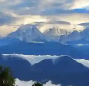 Kausani Tour